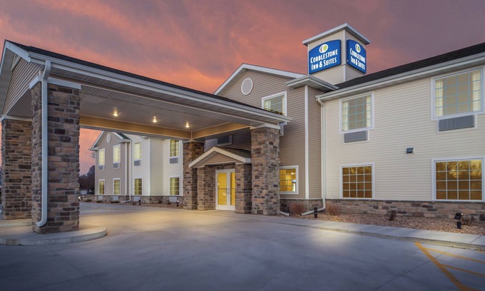 Holdrege Hotel | Cobblestone Inn & Suites - Holdrege