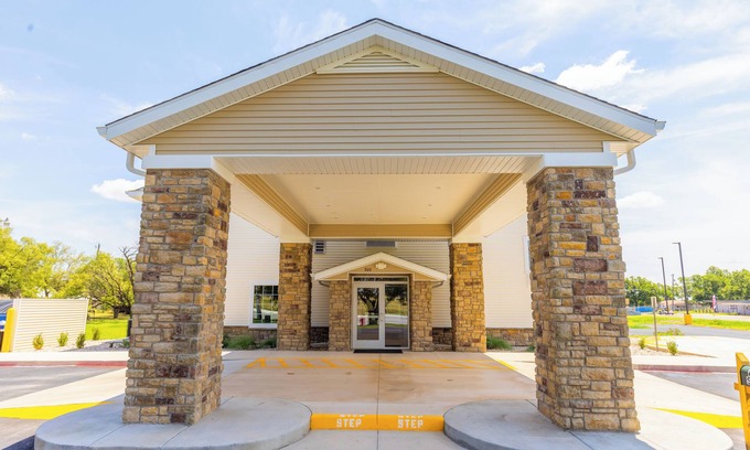 Winters Hotel | Cobblestone Inn & Suites - Winters