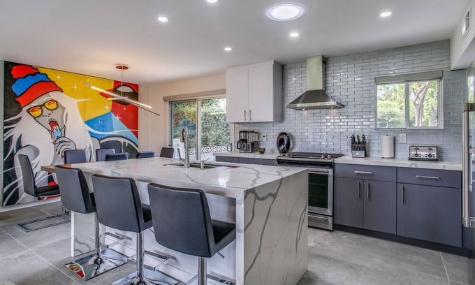 Araby Commons Condo | Coco Cabana Luxurious Condo with Stunning Views