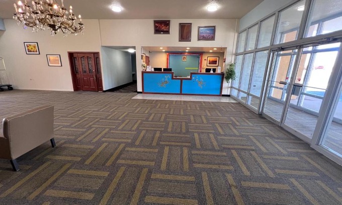 Colby Hotel | Colby Inn and Suites
