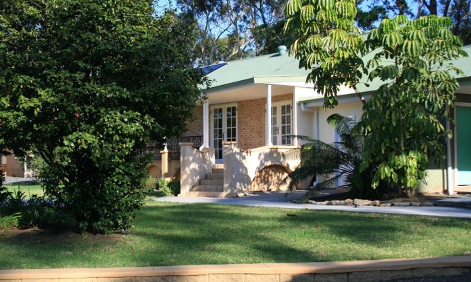 Bomaderry Apartment | Colin's Garden