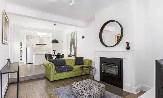 Battery Point Cottage | "Colonial Hampdens" Splendid Luxury Georgian Cottage 2 - Genuine 2 Bedroom