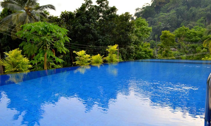 Ginigathena House | Colonial Style Bungalow closer to Kithulgala