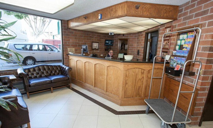 Russian Hill Hotel | Columbus Motor Inn