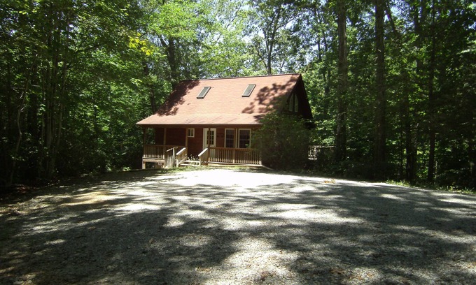 Saluda Cabin | Come enjoy nature at Crooked Cabin