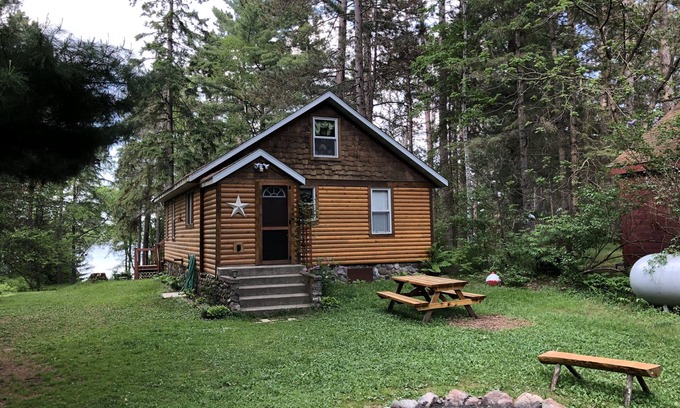 Brainerd Cabin | Come to the lake this season and make some memories and smores!