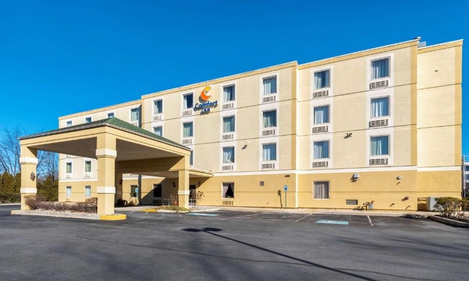 Mechanicsburg Hotel | Comfort Inn Mechanicsburg - Harrisburg South