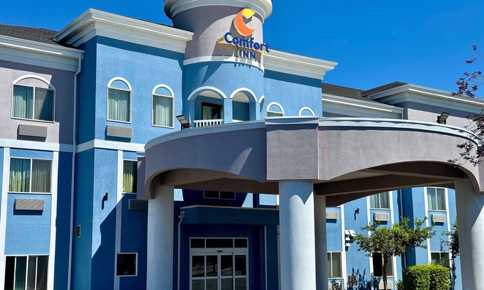Farr West Hotel | Comfort Inn Ogden near Event Center
