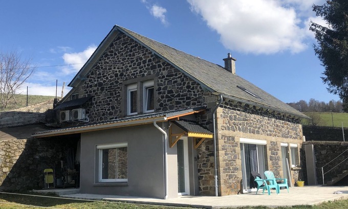 Espinchal House | Comfortable 2-4 person gîte in Auvergne