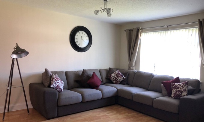 Coatbridge House | Comfortable family home