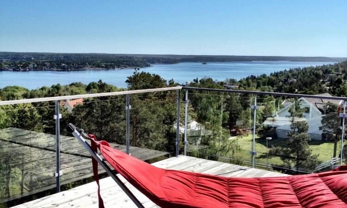 Tyreso House | Comfortable living in modern seaview house with rooftop terrace