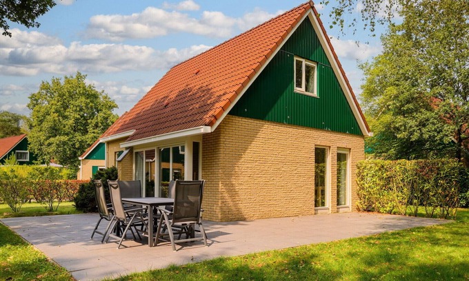 Westelbeers Cottage | Comfortable bungalow for 6 people