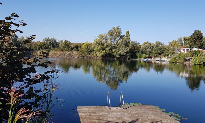Ketsch House | Comfortable vacation home with its own lakeside plot