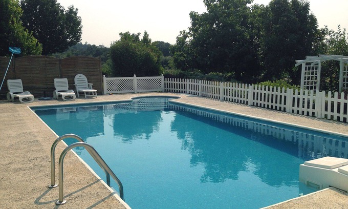 Teo House | Comfortable Villa with large Pool, huge Garden (golf) and short trip to beaches*