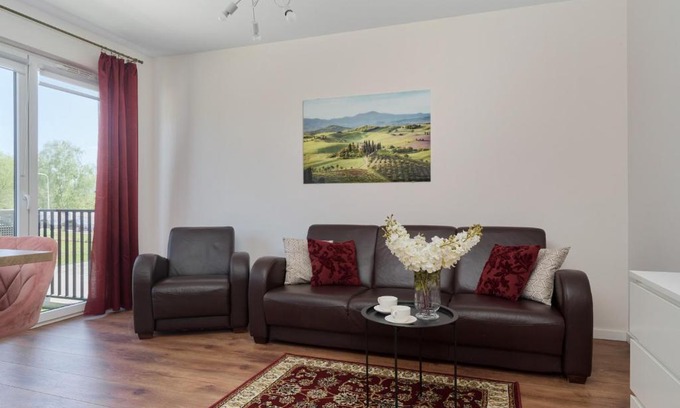 Fabryczna Apartment | Comfy Apartment with Parking & Balcony by Noclegi Renters