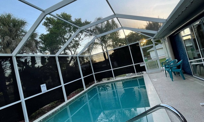 Venice Gardens House | Comfy, clean, private home IN Venice, Florida; Heated Pool, Minutes to the Beach