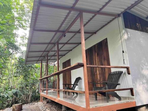 Cocles House | Comfy jungle place/FiberOptic/1 km from the beach