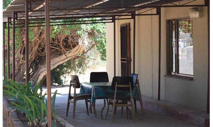 Lephalale House | Comfy room with dstv and aircon in convenient location