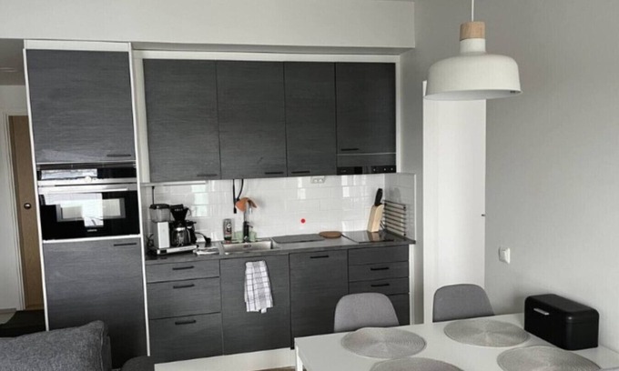 Kauniainen Apartment | Comfy stay with free parking