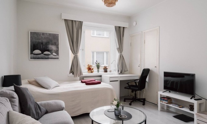 Kamppi Apartment | Comfy Studio in Central Helsinki