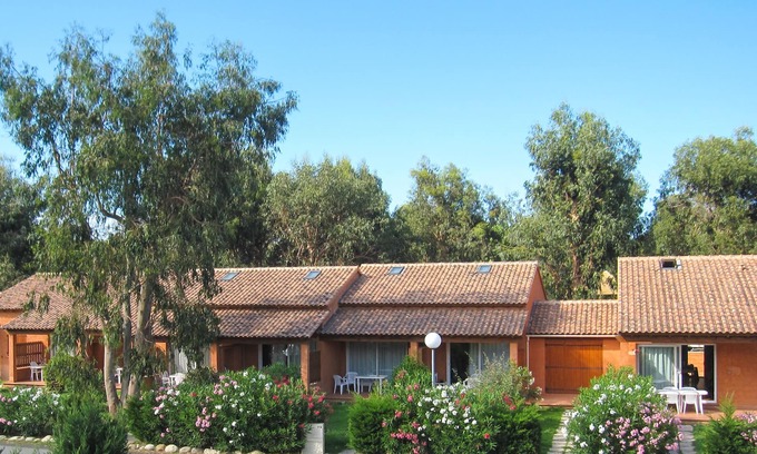 Ghisonaccia Apartment | Compl. Res. Sea race - Two rooms/4 persons - Deux pièces/4 personnes