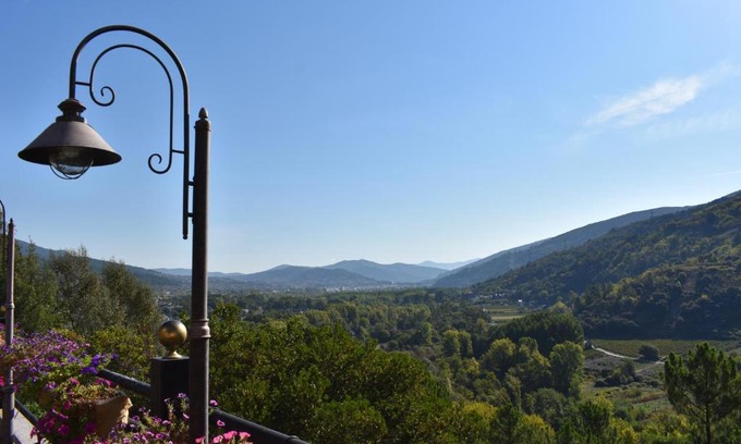 Vilamartin de Valdeorras Hotel | Complejo Hostelero Paladium