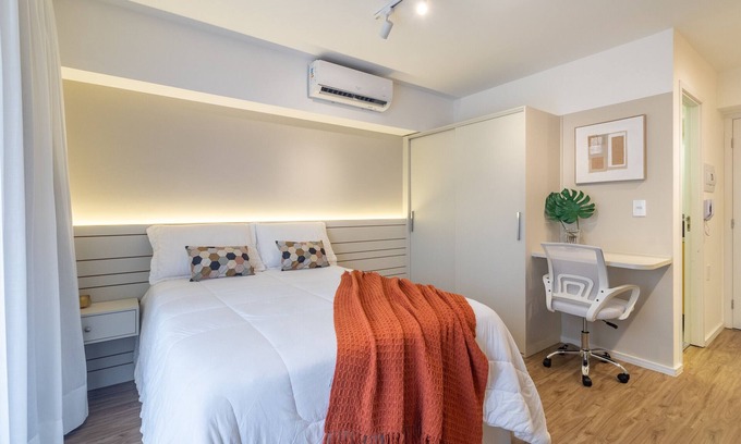 Perdizes Apartment | Complete Studio in Perdizes: PUC one step away, with Swimming Pool and Fitness