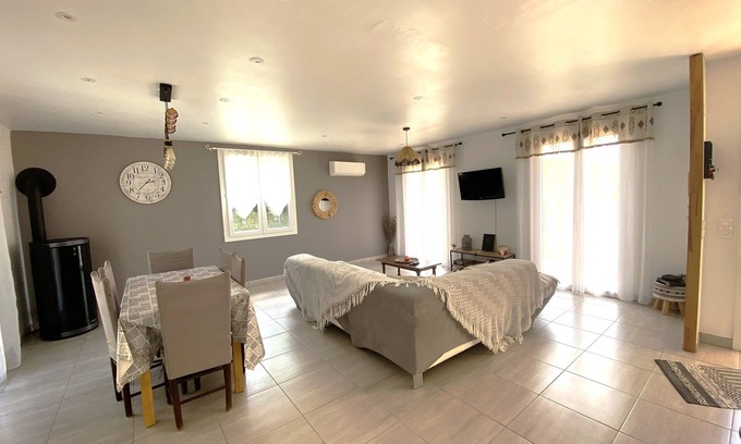 Allez-et-Cazeneuve House | Completely renovated country house with air conditioning and garden