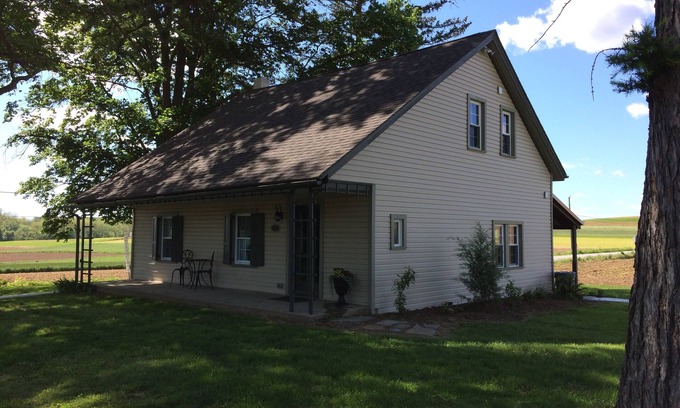 Refton Cottage | COMPLETELY RESTORED 1700's HOME SURROUNDED BY FARMLAND