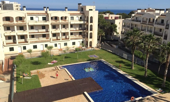 Miami Platja Apartment | COMPLEX OF APARTMENTS WITH DIRECT ACCESS TO THE BEACH