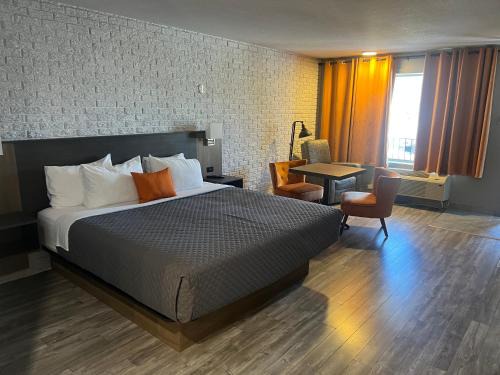 Mont-Laurier Hotel | Complexe Dix80