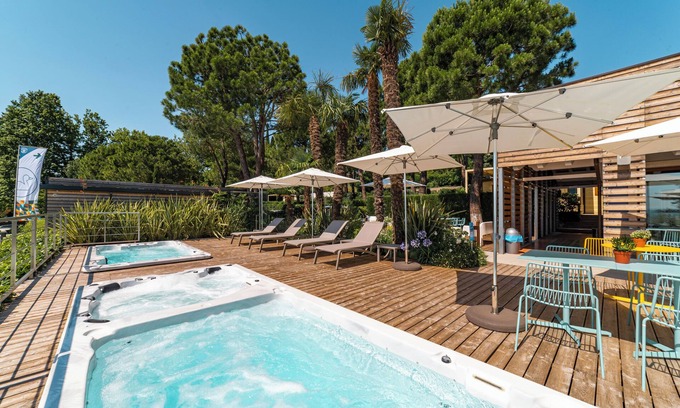 San Felice del Benaco RV Rental | Concept Village Piccola Gardiola