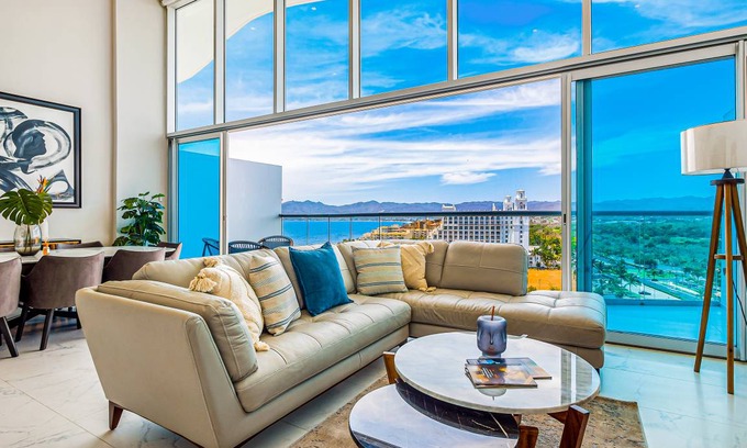 Flamingos Condo | Condo ∙ 4 bedrooms ∙ 8 guests