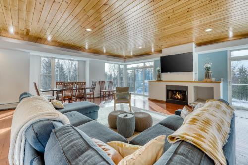 Bethel House | Contemporary Maine Retreat