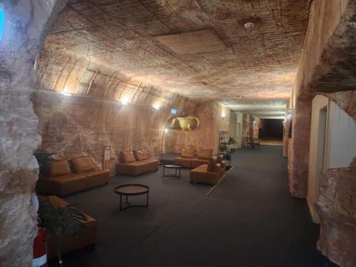 Coober Pedy Hotel | Coober Pedy Experience Motel