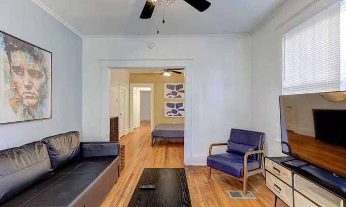 Cooper-Young Historic District Apartment | Cooper Young Charm: Newly Remodeled Retreat