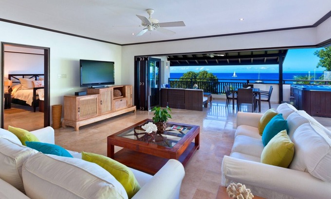 Old Trees Bay Villa | CORAL COVE 15 PENTHOUSE BARBADOS - Beachfront Penthouse