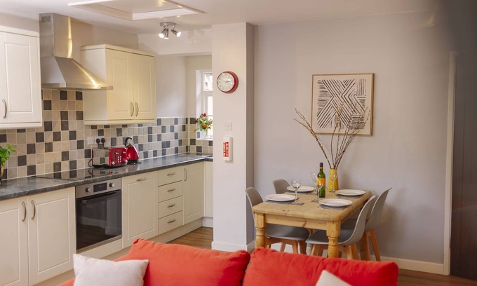Tawstock Cottage | Corffe Cottages, Perfect Devon retreat, sleeps 4, heated indoor pool