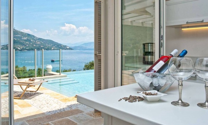 Barbati Apartment | Corfu Dream Holidays Villa Amyntas