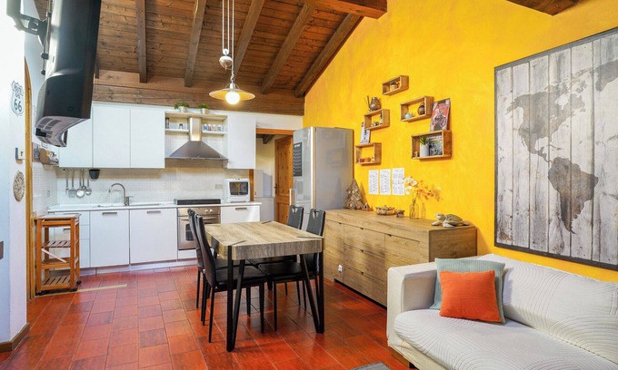 Cassina Valsassina Apartment | Corte Antica - Gerla attic appartment