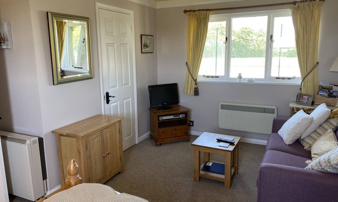 Stowmarket House | Cosy and Tranquil accommodation with beautiful views - so peaceful
