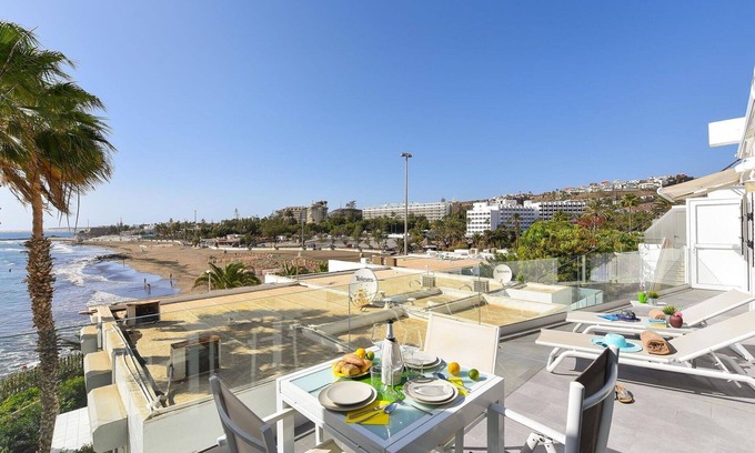 San Agustin Apartment | Cosy apartment for 6 guests with A/C, WIFI, TV, terrace, pets allowed and parking
