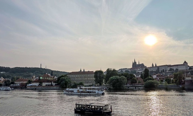 Holesovice Apartment | Cosy apartment for 2 guests with WIFI and pets allowed