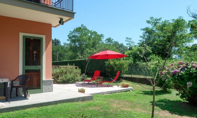 Bracchio Apartment | Cosy apartment for 2 people with WIFI, TV, patio, pets allowed and parking
