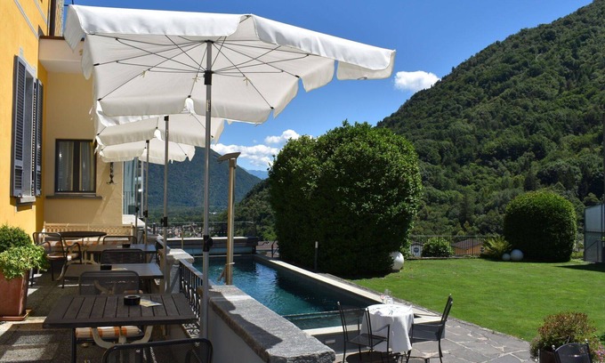 Golino Apartment | Cosy apartment for 4 people with pool, WIFI, TV, patio, pets allowed, panoramic view and parking