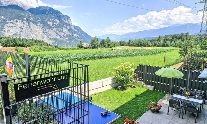 Oberperfuss Apartment | Cosy apartment for 4 people with WIFI, TV, terrace and parking