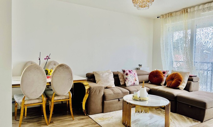 Veneux-les-Sablons Apartment | Cosy apartment for the Paris Olympics