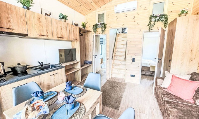 Fischbachau House | Cosy apartment in villa for 5 people with A/C, TV, terrace, pets allowed and parking