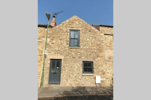 Darlington House | Cosy Cottage