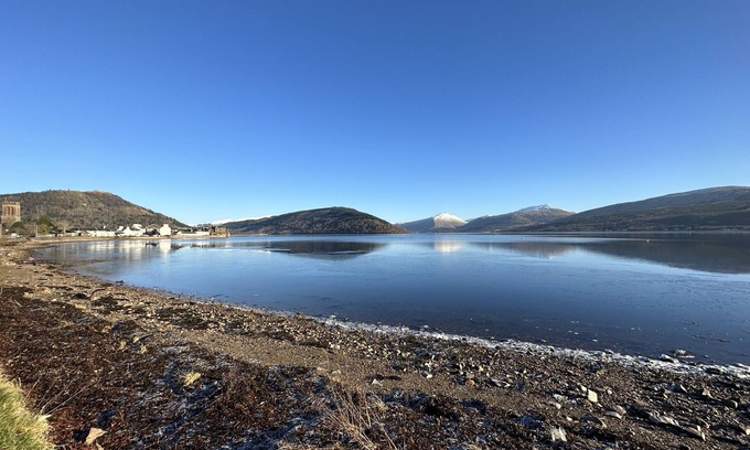 Inveraray Cottage | Cosy Cottage Stunning Loch Fyne Views &Wood Burner